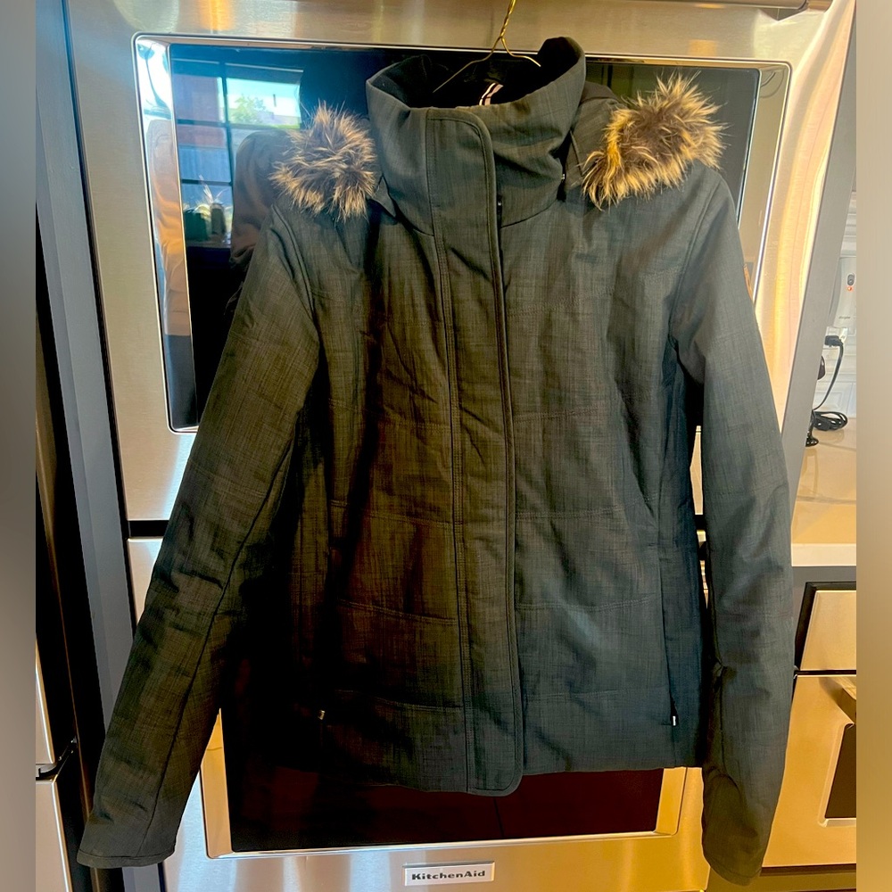 Ladies faux fur Ski Jacket sz 8